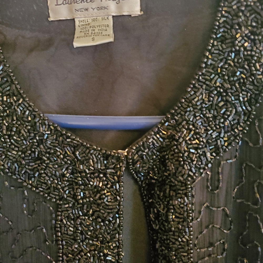 BLACK SEQUINED EVENING JACKET S 8 BY Lawrence Kazar. - Picture 4 of 7